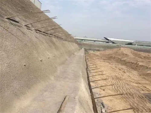 鄂温克河道边坡加固
